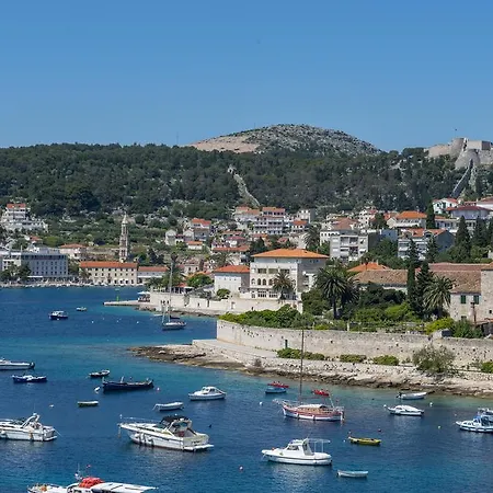 Relaxing House Hvar Town