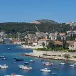 Relaxing House Hvar Town