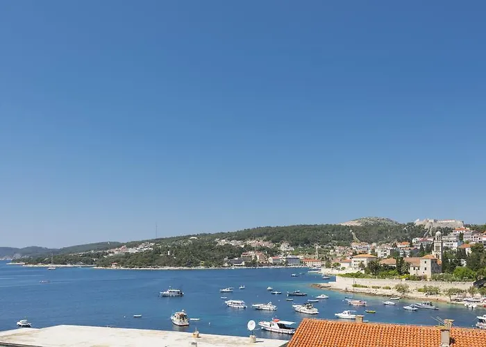 Relaxing House Hvar Town